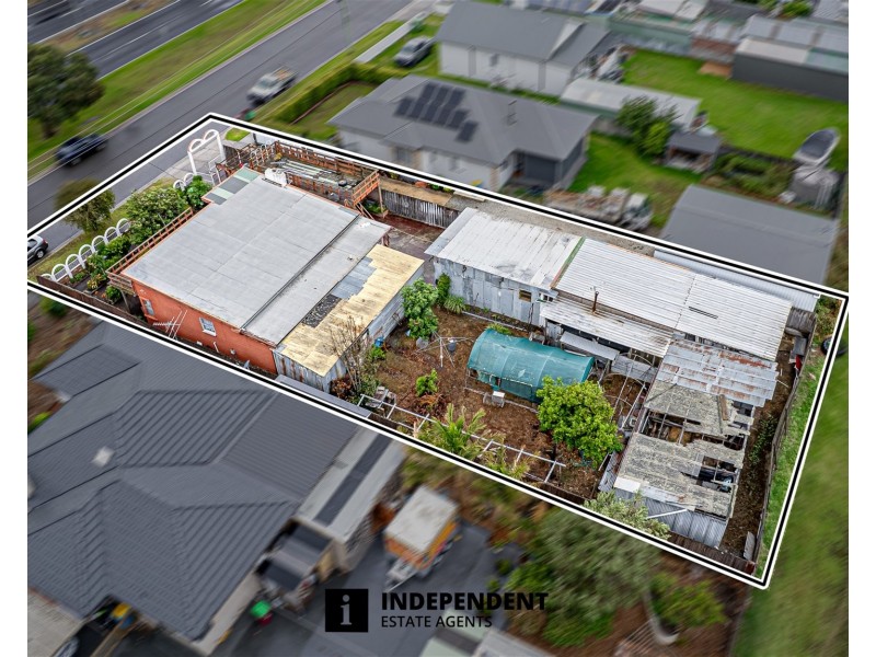 124  SOUTH GIPPSLAND HIGHWAY, Tooradin VIC 3980