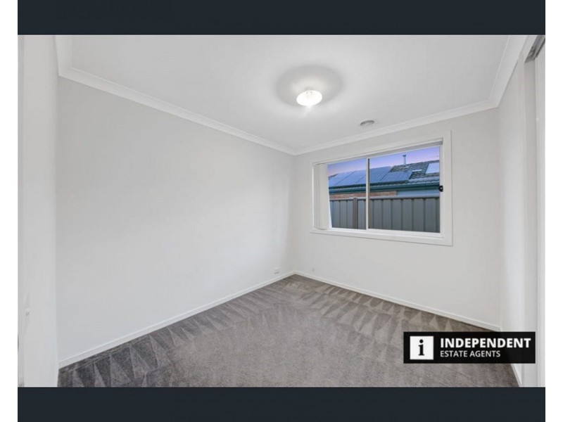 286 Clarkes Rd., Brookfield VIC 3338