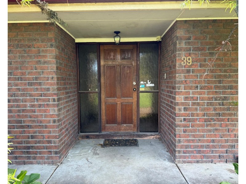 39 Collison Road, Cranbourne East VIC 3977