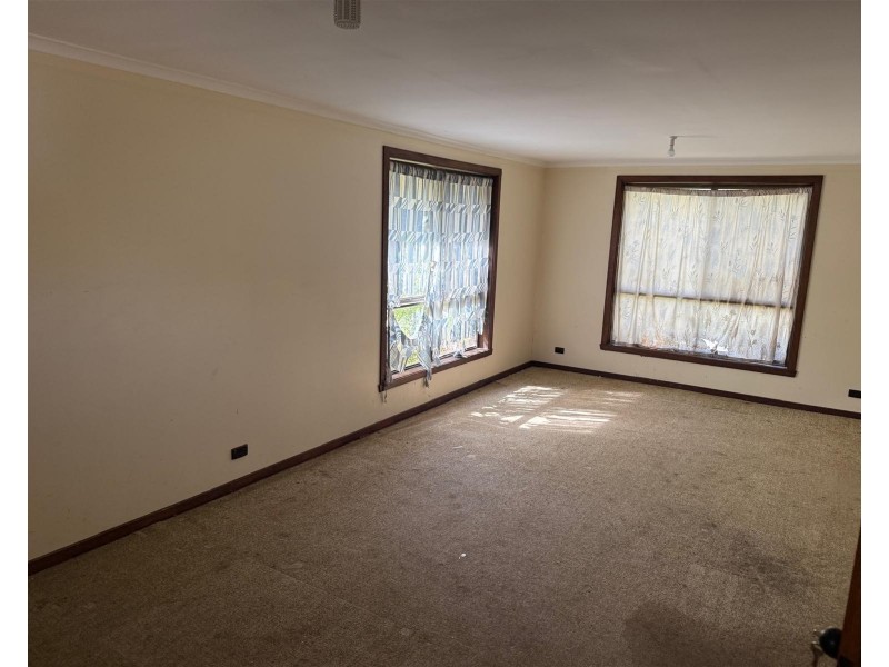39 Collison Road, Cranbourne East VIC 3977