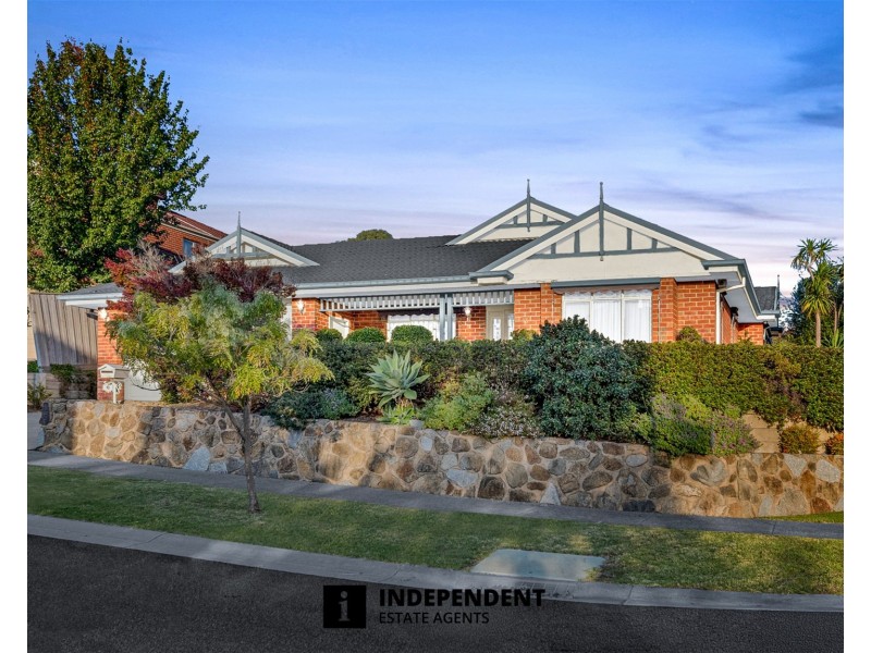 13  Lynch Court, Berwick VIC 3806