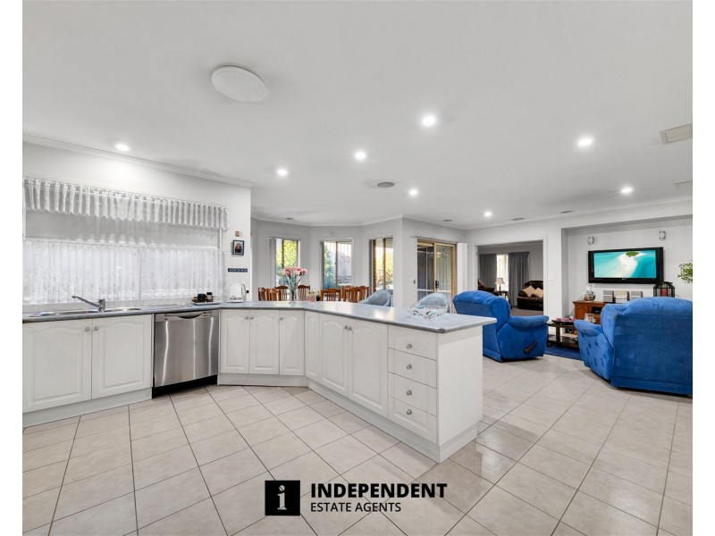 13  Lynch Court, Berwick VIC 3806