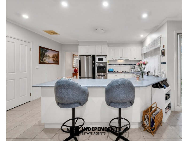 13  Lynch Court, Berwick VIC 3806