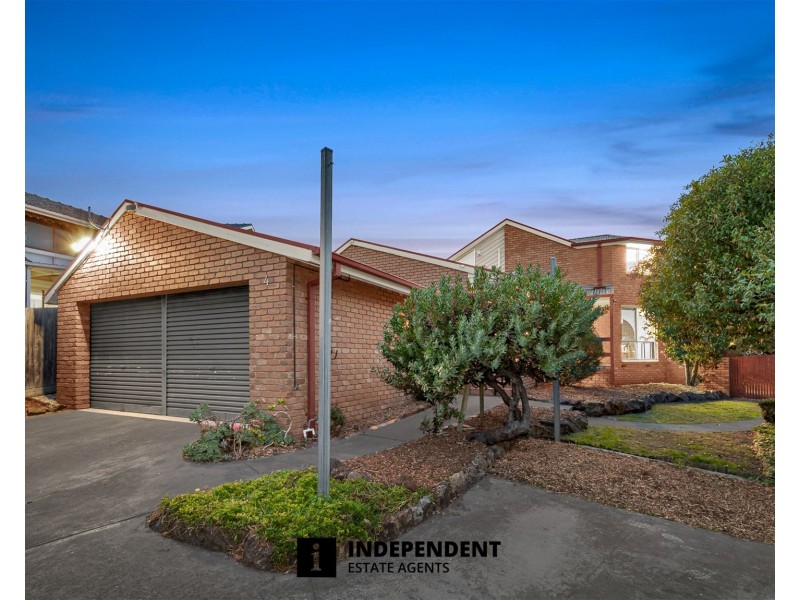 4  Olinda Place, Frankston VIC 3199