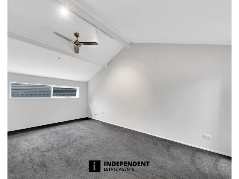 9 Hood Court, Berwick VIC 3806