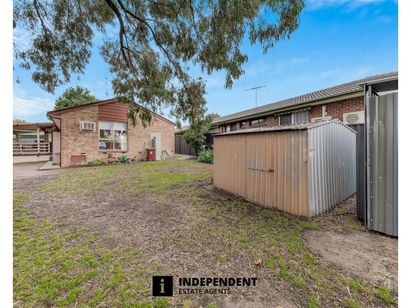9 Hood Court, Berwick VIC 3806