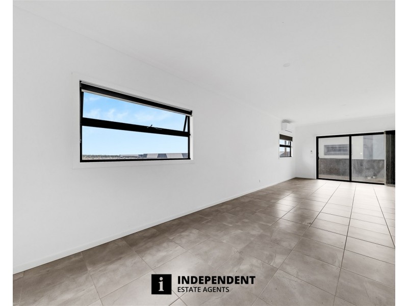 23 Tanino Road, Cranbourne West VIC 3977