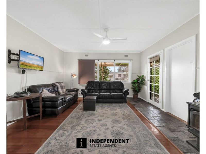 12 Bakewell Street, Tooradin VIC 3980