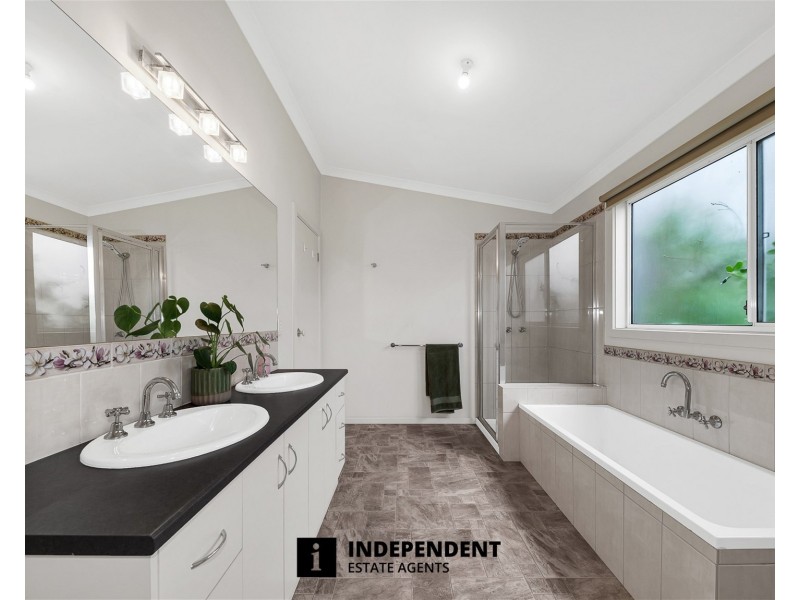 12 Bakewell Street, Tooradin VIC 3980