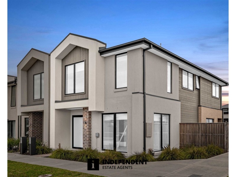 2 Treble Street, Junction Village VIC 3977