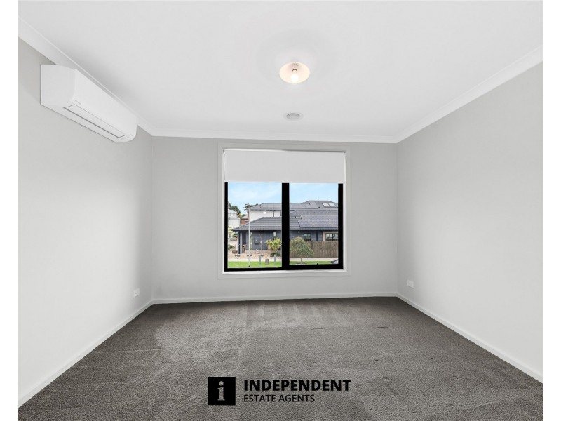 2 Treble Street, Junction Village VIC 3977