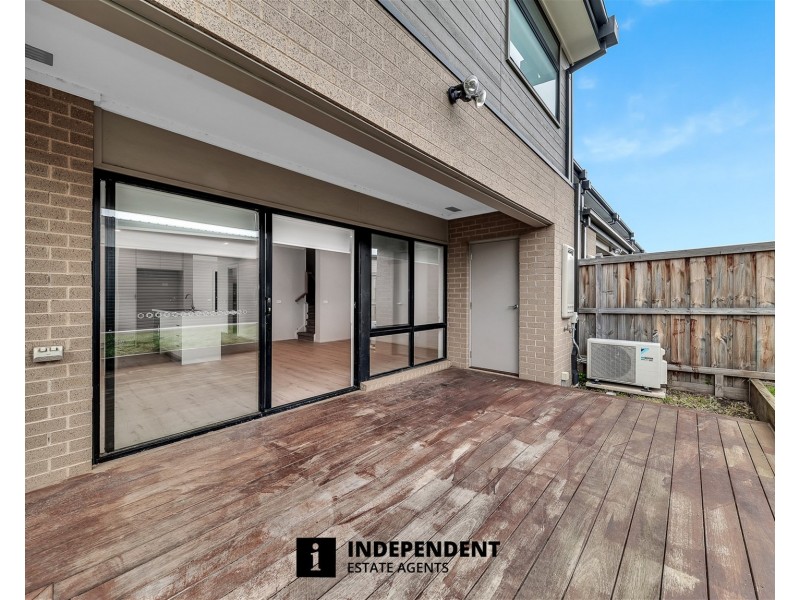 2 Treble Street, Junction Village VIC 3977