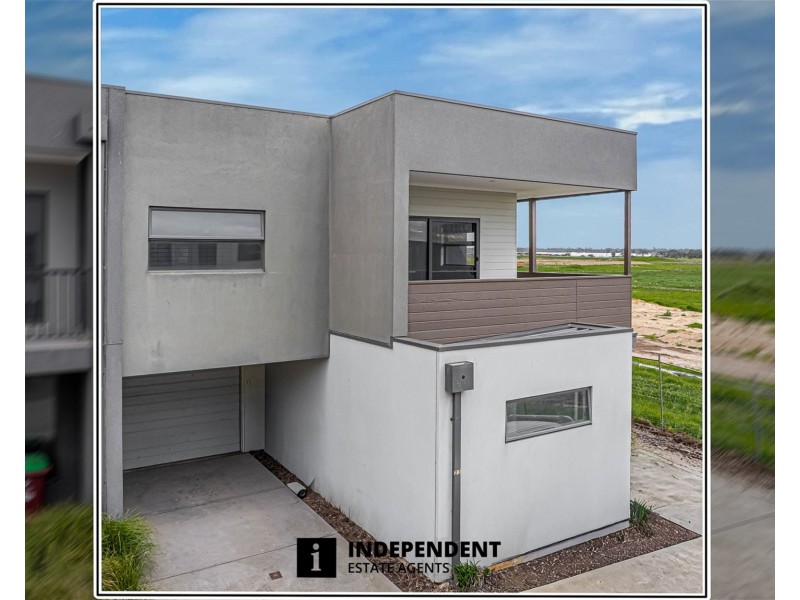 23 Tanino Road, Cranbourne West VIC 3977