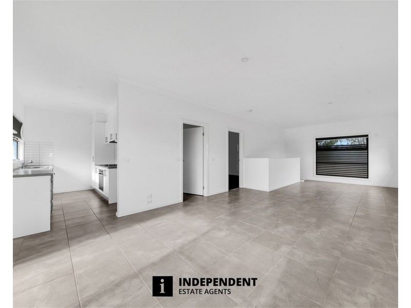 23 Tanino Road, Cranbourne West VIC 3977