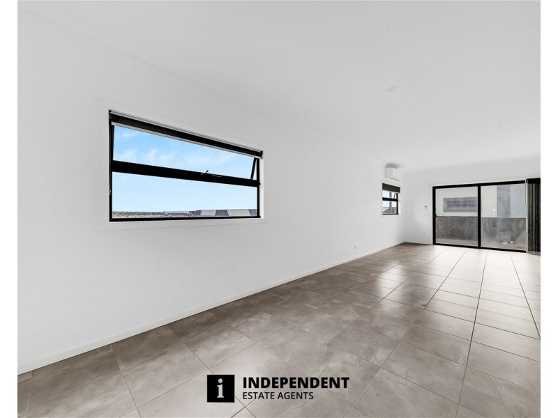 23 Tanino Road, Cranbourne West VIC 3977