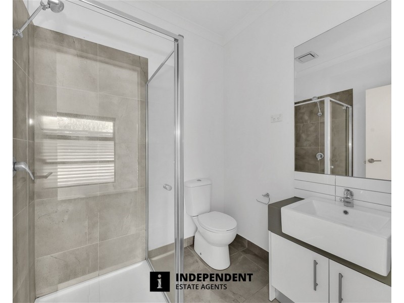 23 Tanino Road, Cranbourne West VIC 3977