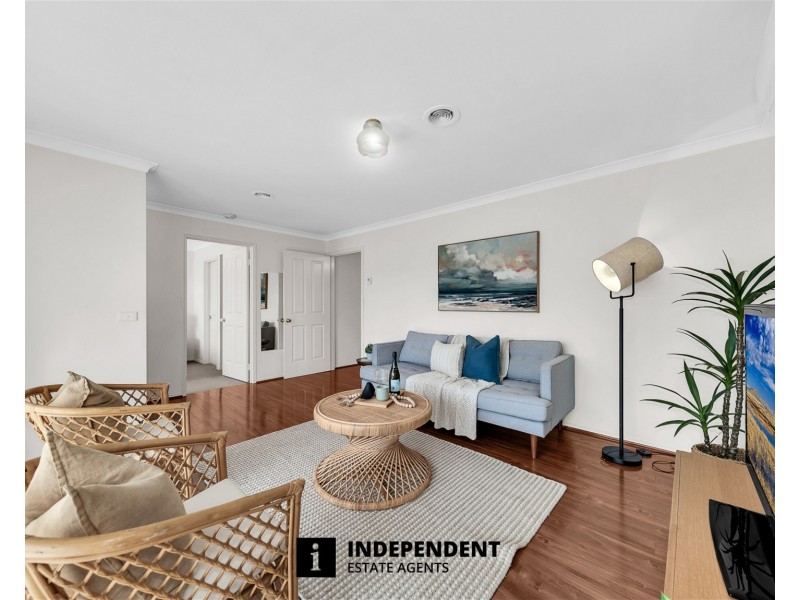 34 Bates Street, Cranbourne West VIC 3977