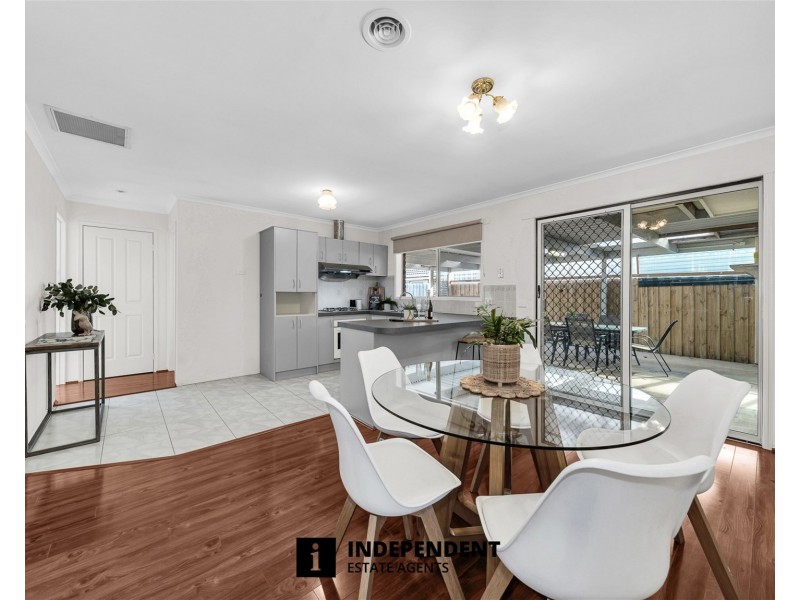 34 Bates Street, Cranbourne West VIC 3977