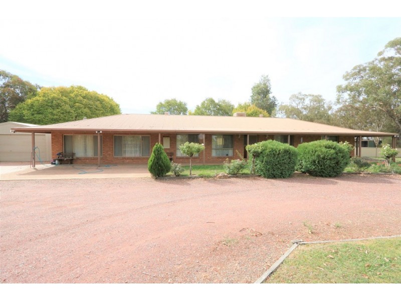 988 Finlay Road, Kyabram VIC 3620