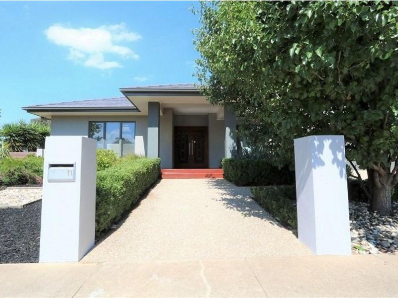 11 Eden Grove, Kyabram VIC 3620