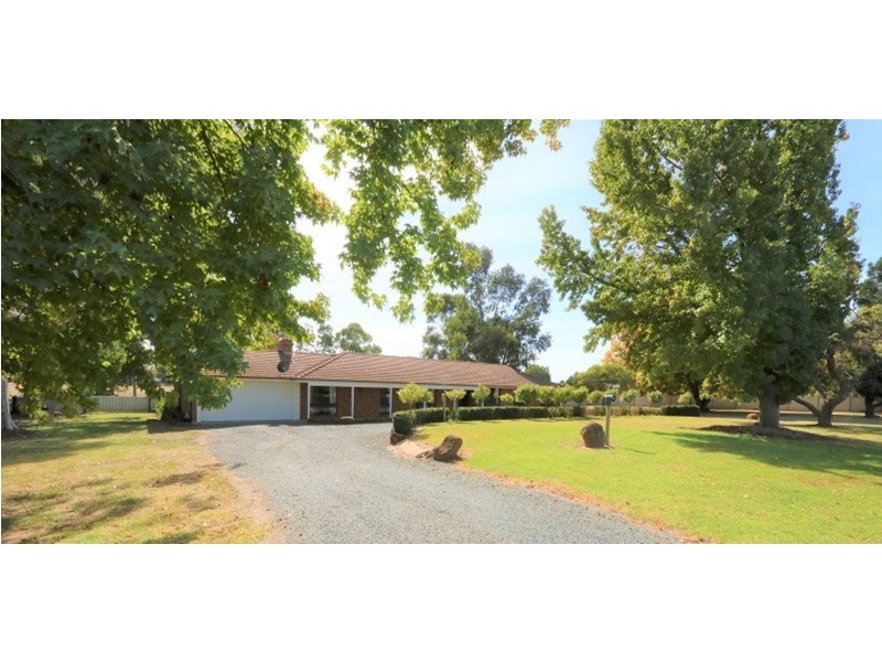 16 Finlay Road, Tongala VIC 3621