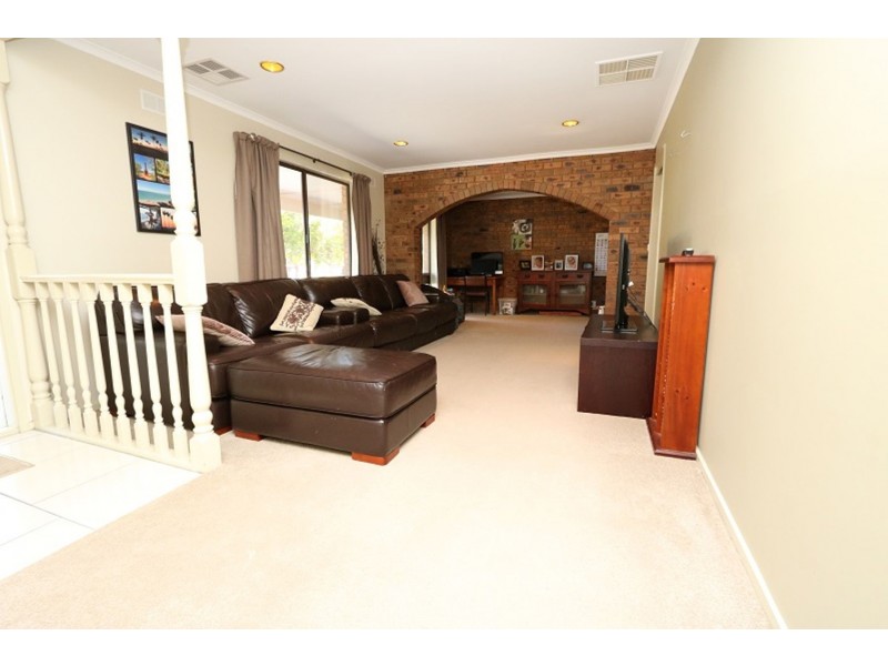 16 Finlay Road, Tongala VIC 3621