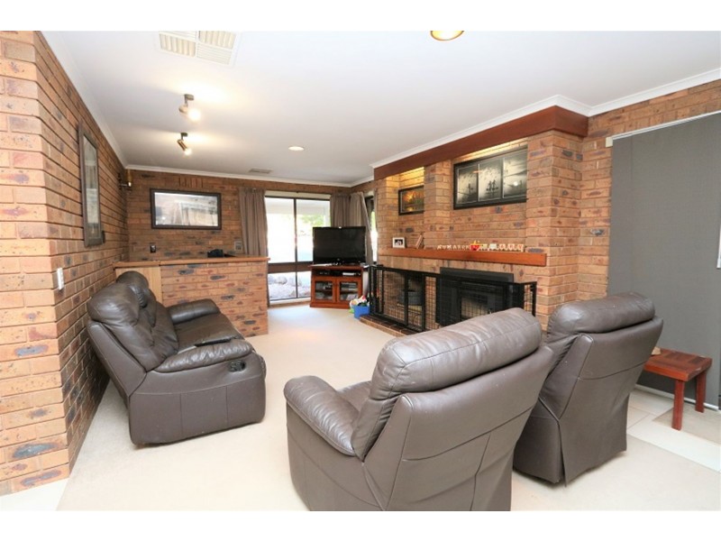 16 Finlay Road, Tongala VIC 3621