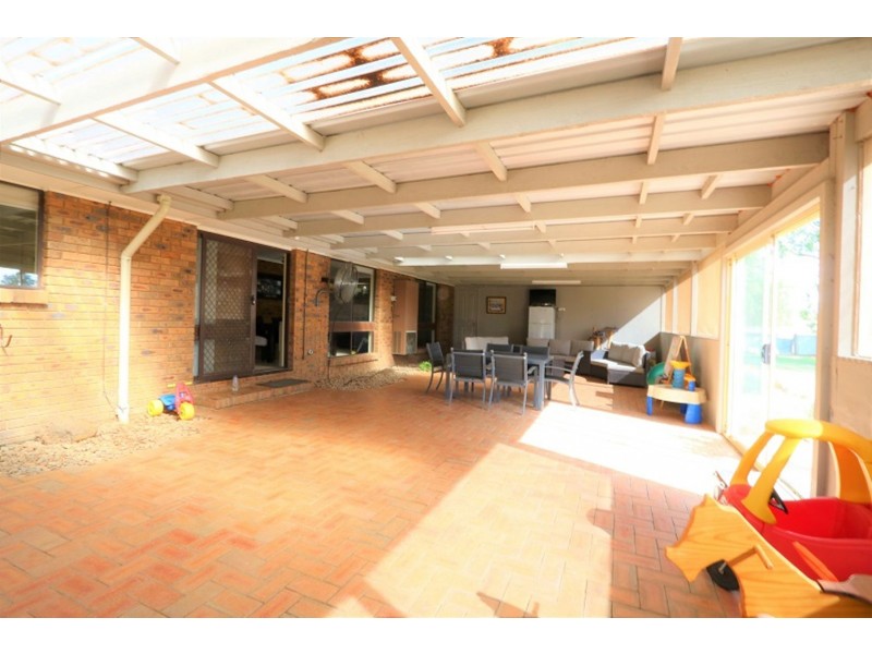 16 Finlay Road, Tongala VIC 3621