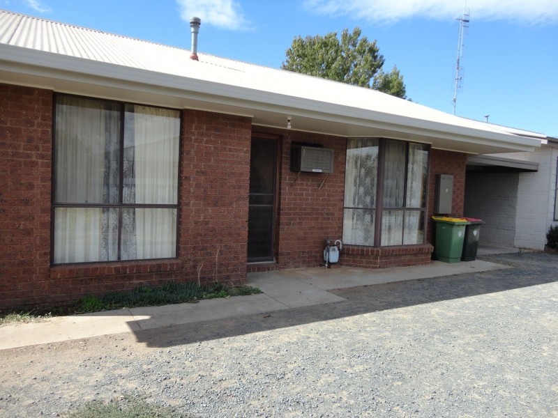2/27 Julia Street, Kyabram VIC 3620
