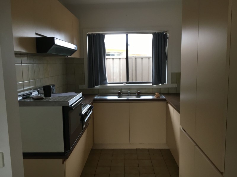 2/27 Julia Street, Kyabram VIC 3620