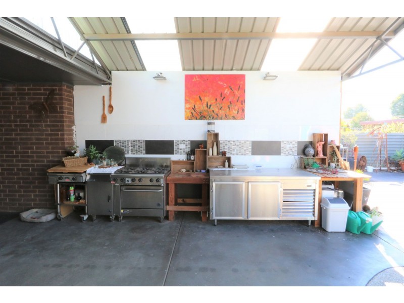 16 Turnbull Street, Kyabram VIC 3620