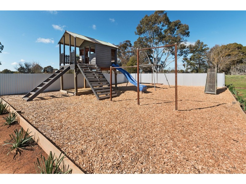 8 South Boundary Road, Kyabram VIC 3620