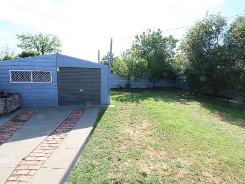 46 Lake Road, Kyabram VIC 3620