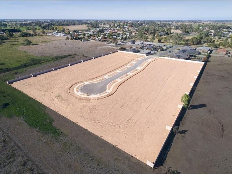 1-16 Alan Charlton Drive, Tongala VIC 3621