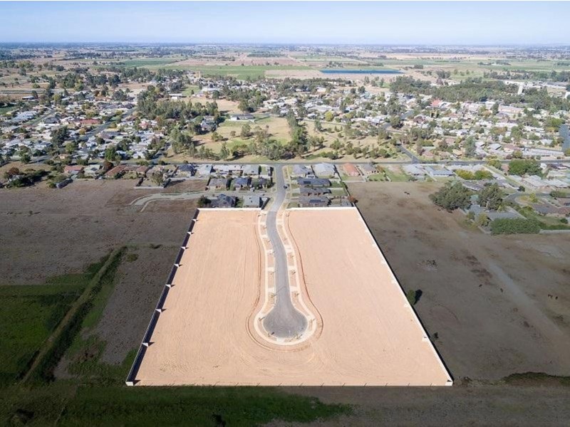 1-16 Alan Charlton Drive, Tongala VIC 3621