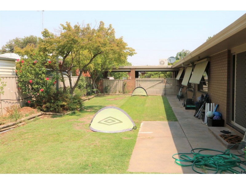 18 Hutson Street, Kyabram VIC 3620
