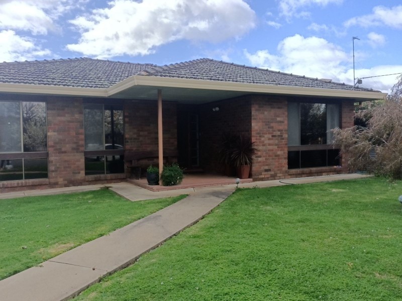 16 Tehan Avenue, Kyabram VIC 3620