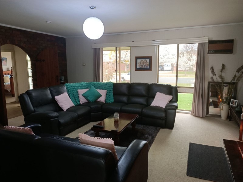 16 Tehan Avenue, Kyabram VIC 3620