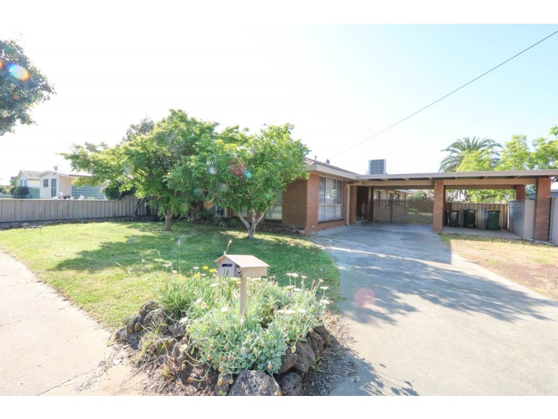 18 Hutson Street, Kyabram VIC 3620