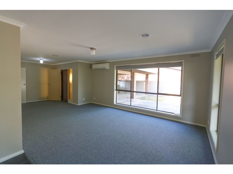 18 Hutson Street, Kyabram VIC 3620