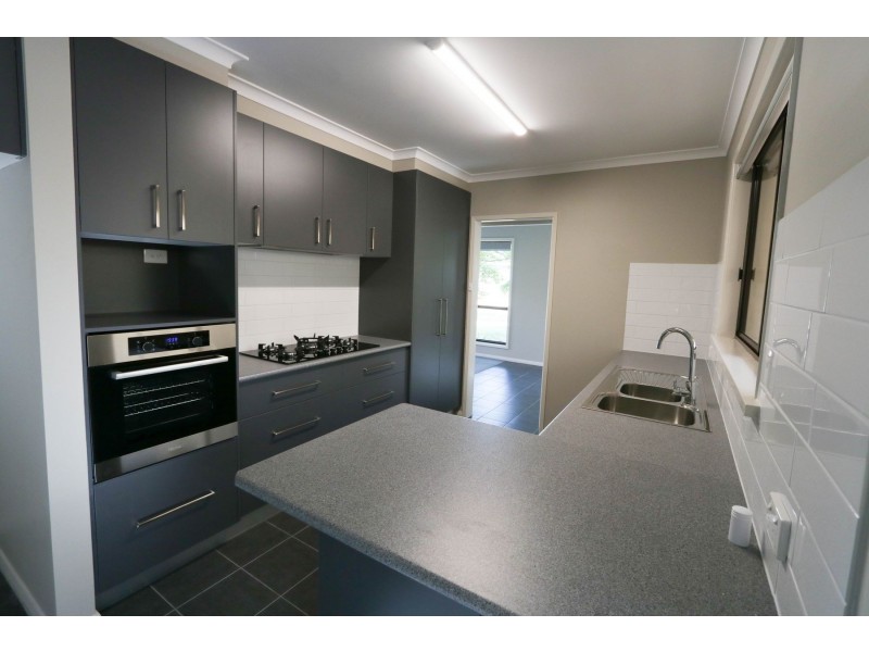 18 Hutson Street, Kyabram VIC 3620