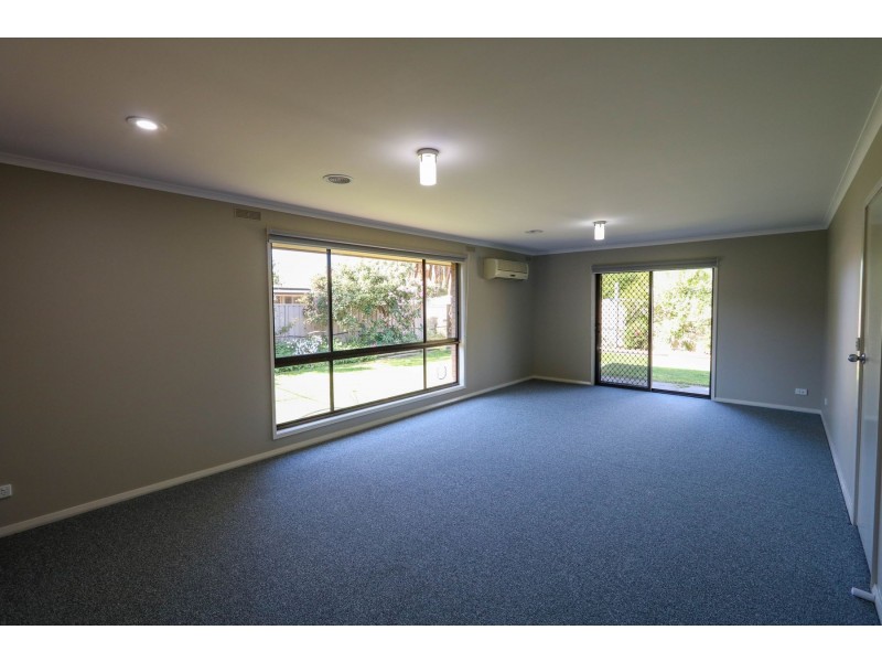 18 Hutson Street, Kyabram VIC 3620