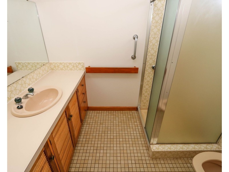 21 Jacaranda Avenue, Kyabram VIC 3620