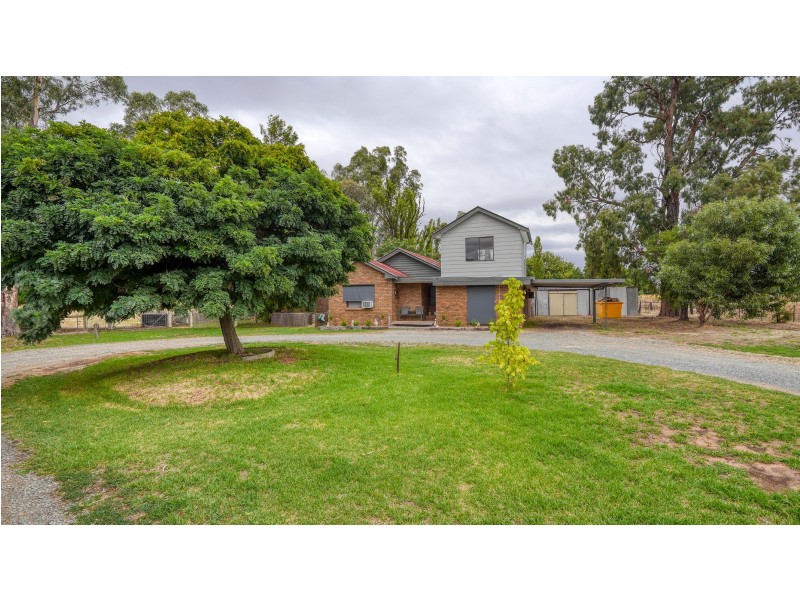 44 The Avenue, Kyabram VIC 3620