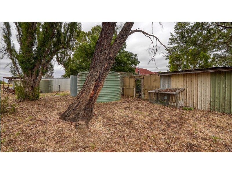 44 The Avenue, Kyabram VIC 3620