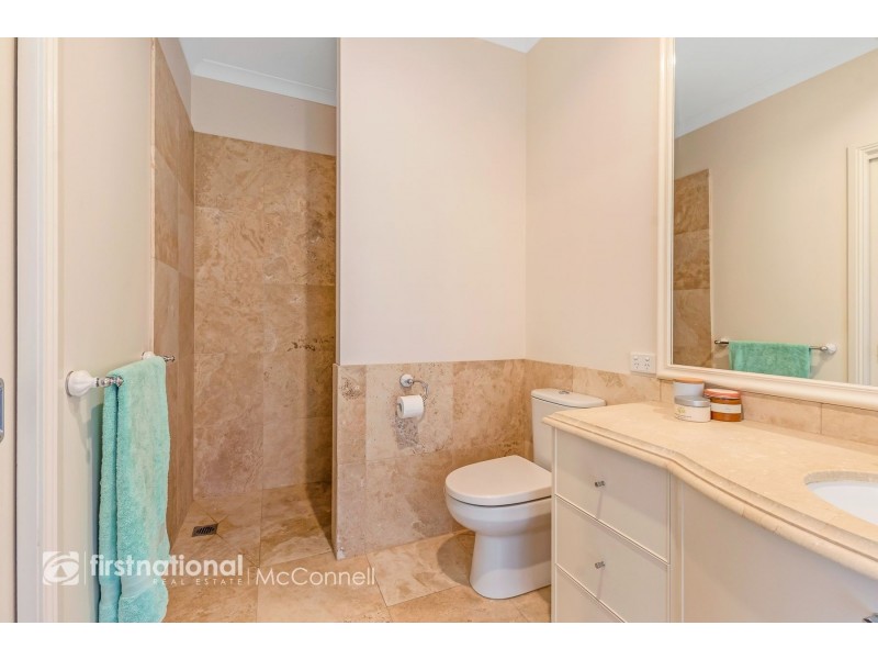 4 Gardadale Drive, Kyabram VIC 3620