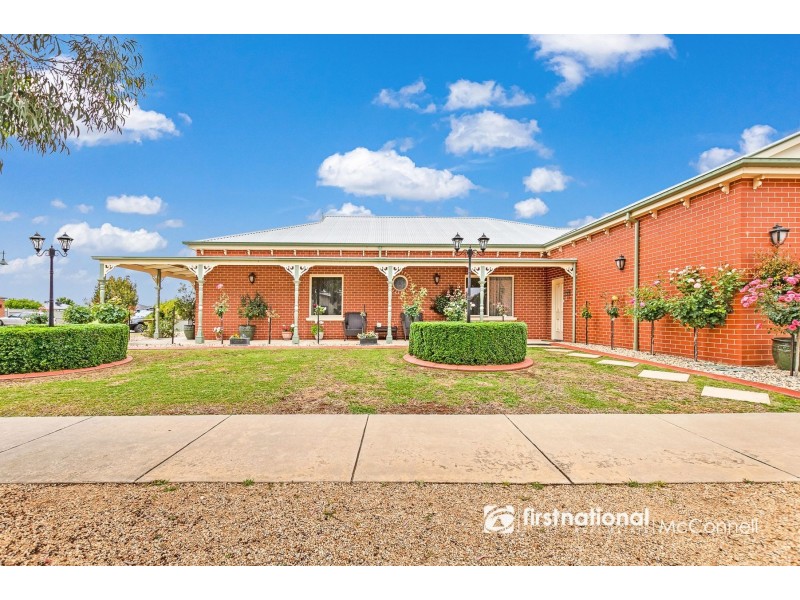 8 Lytham Court, Tatura VIC 3616