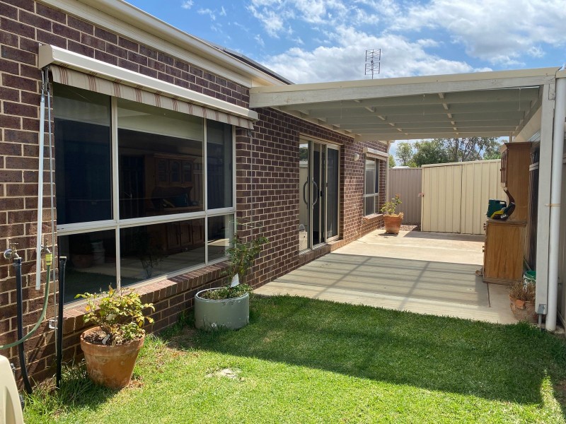 2/23 Fenaughty Street, Kyabram VIC 3620