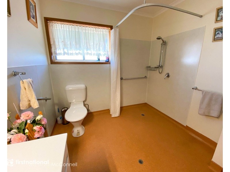 4/42-44 Lake Road, Kyabram VIC 3620