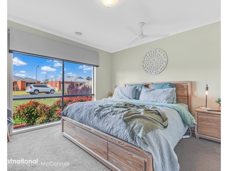 12 Deakin Grove, Tongala VIC 3621